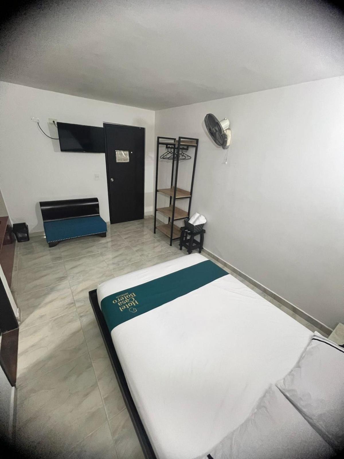 Hotel Casa Botero Medellin Bagian luar foto